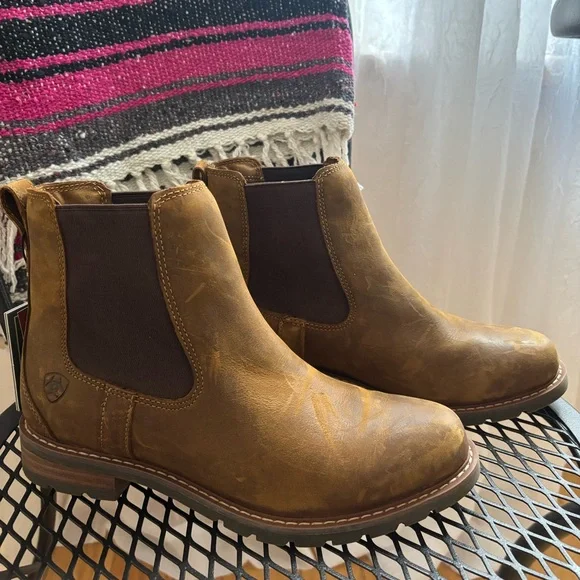 Women’s Ariat Wexford Waterproof Chelsea Boot - 7.5 NWT - Picture 3 of 7